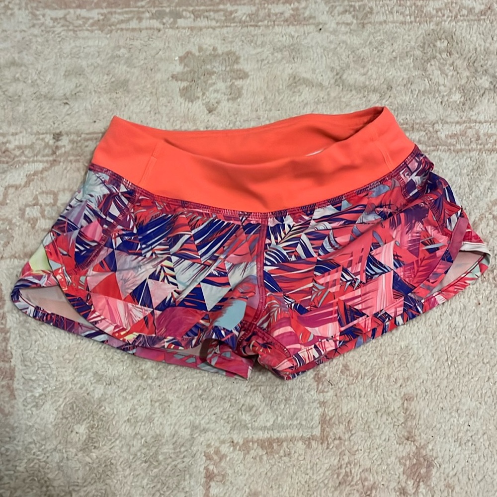 Iviva shorts size 8
